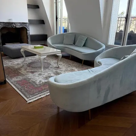 Fancy - Champs Elysees Apartment *
